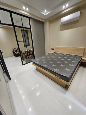 1 BHK Apartment For Rent in Saket