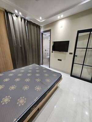 Bedroom in 1 BHK Apartment at Saket – for Rent