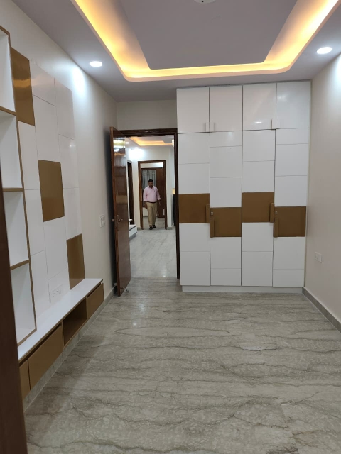 3 BHK Builder Floor For Sale in Rohini Sector 21