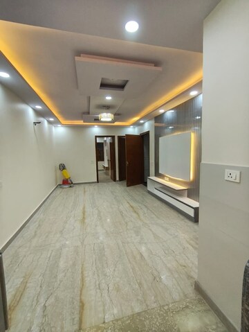 Room in 3 BHK Builder Floor at Rohini Sector 21 – for Sale