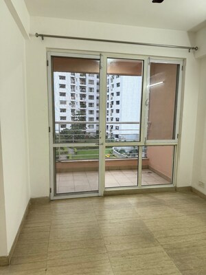 Room in 4 BHK Apartment at 3C Lotus Boulevard Espacia, Sector 100 – for Rent