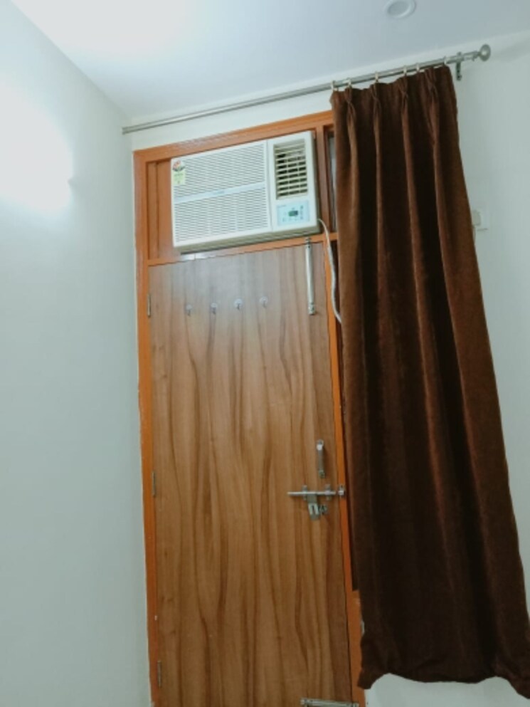 Bedroom, sector 28 2 Bedroom 161 Sq.Yd. Builder Floor In Sector 28 Gurgaon 9428822