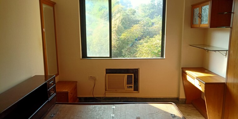 Room, hiranandani-iris 1 Bedroom 430 Sq.Ft. Apartment In Manpada Thane 9428835