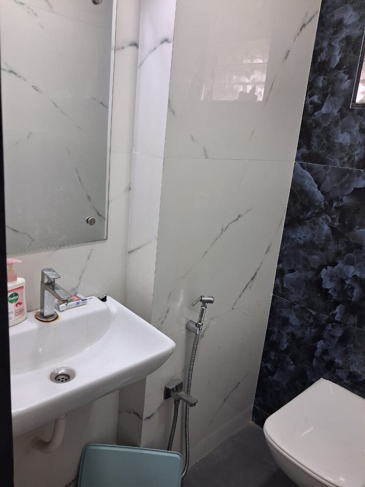 Team Area, kukreja-balaji-bhavan Commercial Office Space 350 Sq.Ft. In Cbd Belapur Sector 11 Navi Mumbai 9428855