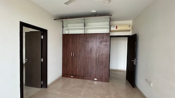Attached Bathroom in 3 BHK Apartment at Oberoi Exquisite Goregaon, Goregaon East – for Rent