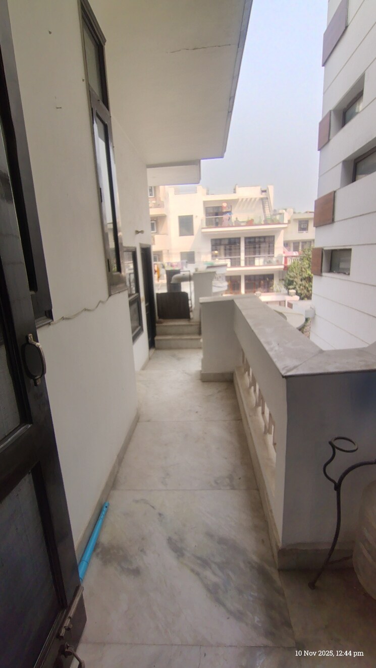 Kitchen, huda-market 1 RK 225 Sq.Ft. Independent House In Sector 31 Gurgaon 9428901