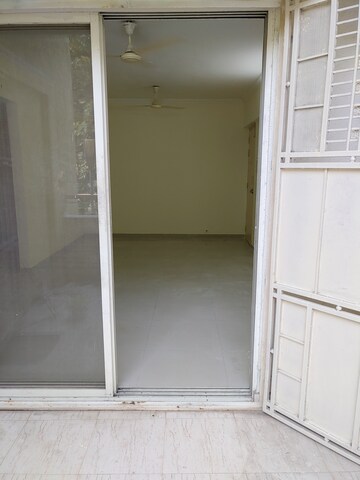 Furnished Amenities in 2 BHK Apartment at Ambiience Antilia, Bavdhan – for Rent