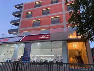  Office Space For Rent in Ashram Road