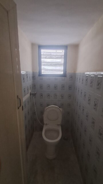 Bathroom in 2 BHK Apartment at Land View CHS, Vashi Sector 14 – for Rent