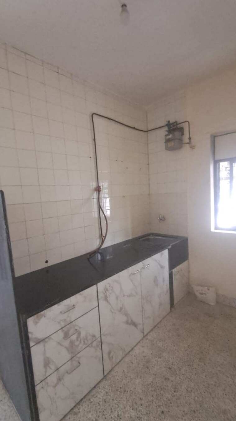 Bathroom, land-view-chs 2 Bedroom 545 Sq.Ft. Apartment In Vashi Sector 14 Navi Mumbai 9428909