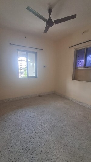 Room in 2 BHK Apartment at Land View CHS, Vashi Sector 14 – for Rent