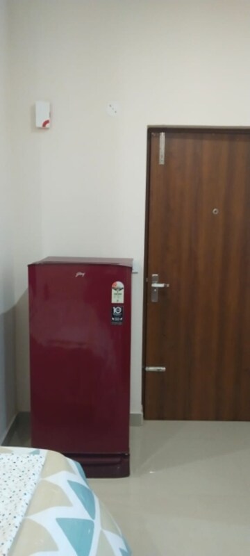 Furnished Amenities in 3 BHK Builder Floor at Sector 42 – for Rent