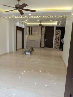 6+ BHK Independent House For Sale in New Friends Colony