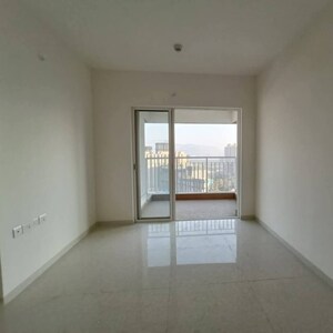 2 BHK Apartment For Sale in Lodha Amara, Kolshet Road