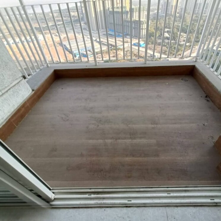 Balcony, lodha-amara 2 Bedroom 950 Sq.Ft. Apartment In Kolshet Road Thane 9429025