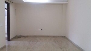 2 BHK Builder Floor For Rent in Sector 42