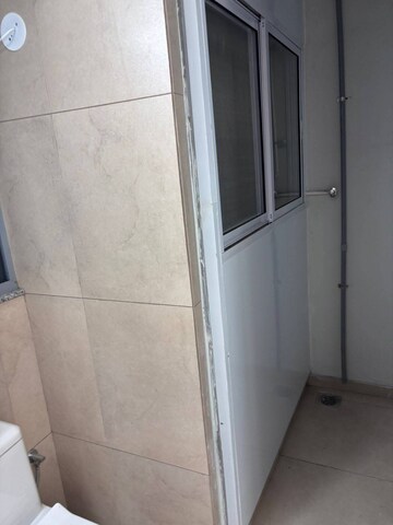  3.5 BHK Apartment at Kalpataru Immensa, Kolshet Road – for Rent