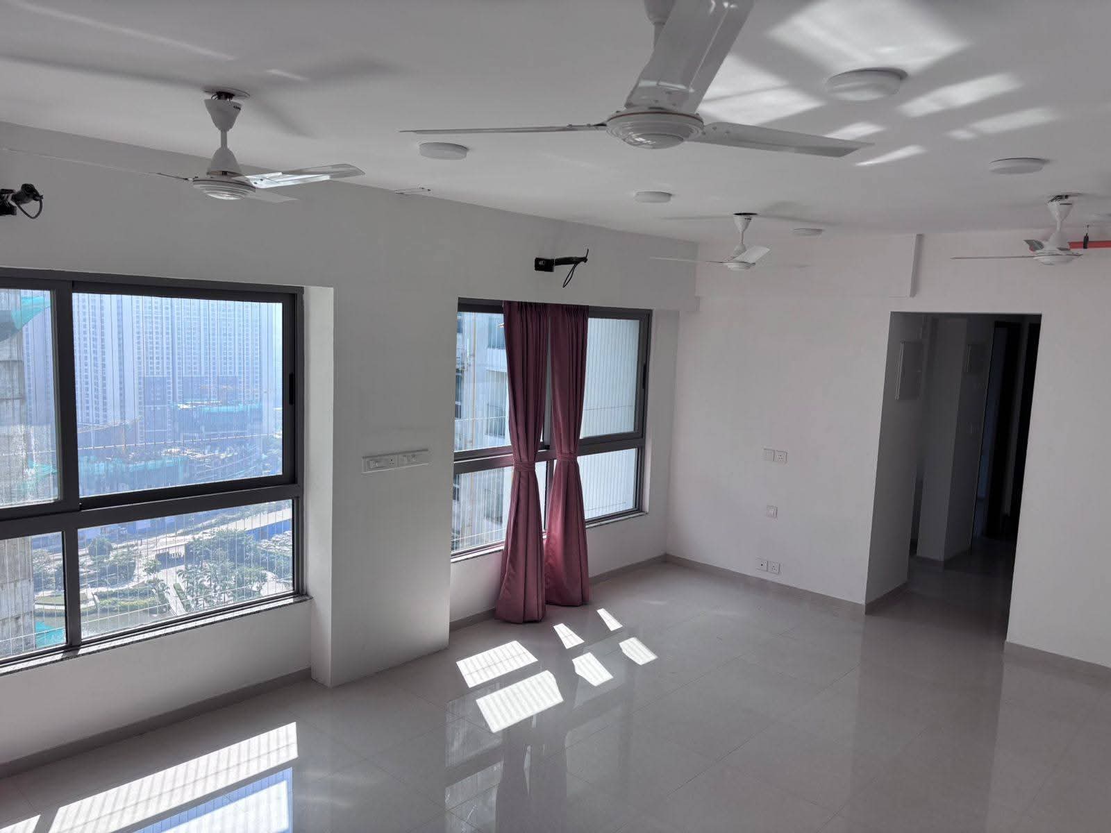 3.5 BHK + Extra Room Apartment For Rent in Kalpataru Immensa