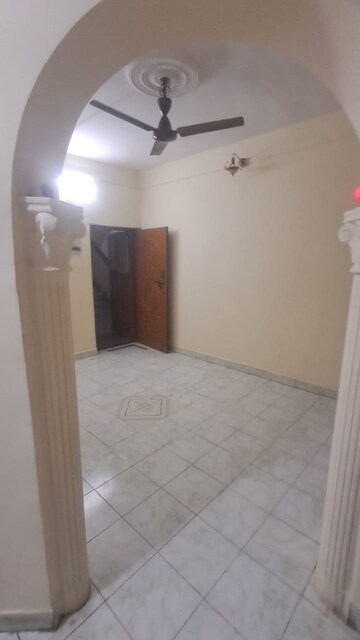 Room in 2.5 BHK Apartment at Anandvan CHS Nerul, Nerul Sector 4 – for Rent