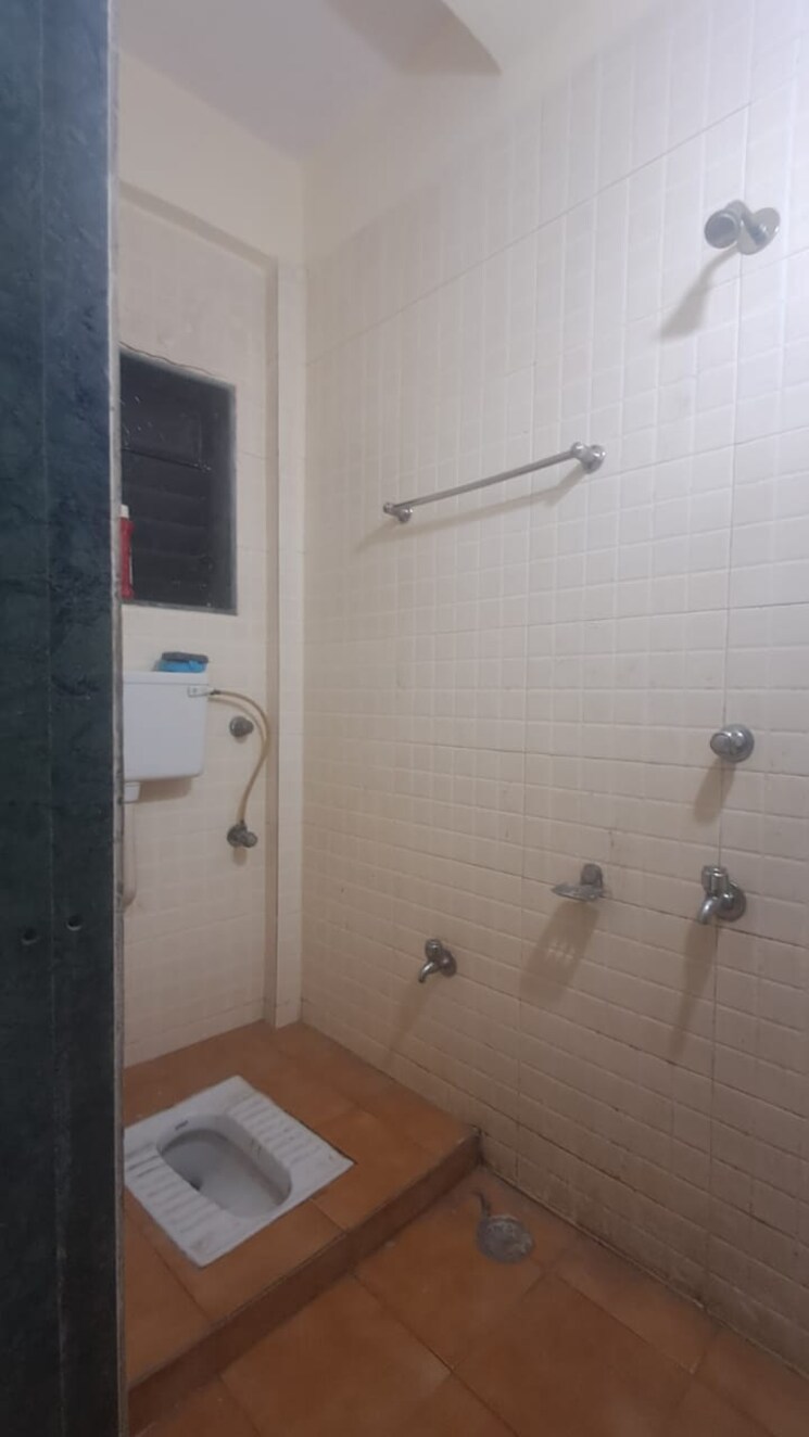 Bathroom, anandvan-chs-nerul 2.5 Bedroom 610 Sq.Ft. Apartment In Nerul Sector 4 Navi Mumbai 9429029