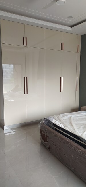 Room in 4 BHK Builder Floor at Sector 85 – for Sale