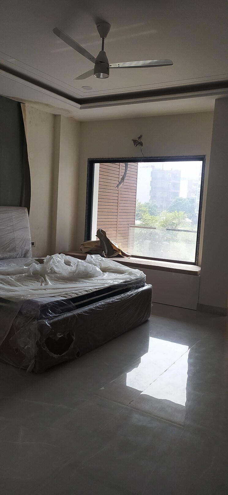 Bedroom, sector 85 4 Bedroom 350 Sq.Yd. Builder Floor In Sector 85 Faridabad 9429071