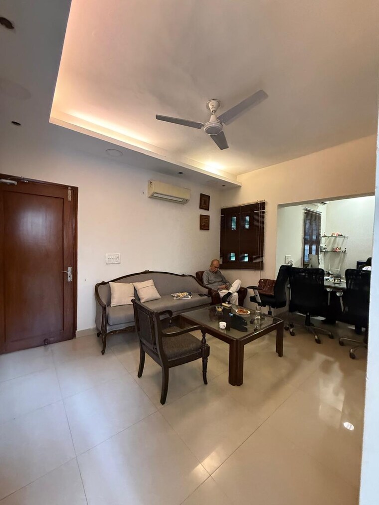 Living Room, greater kailash ii 2 Bedroom 1350 Sq.Ft. Builder Floor In Greater Kailash ii Delhi 9429086