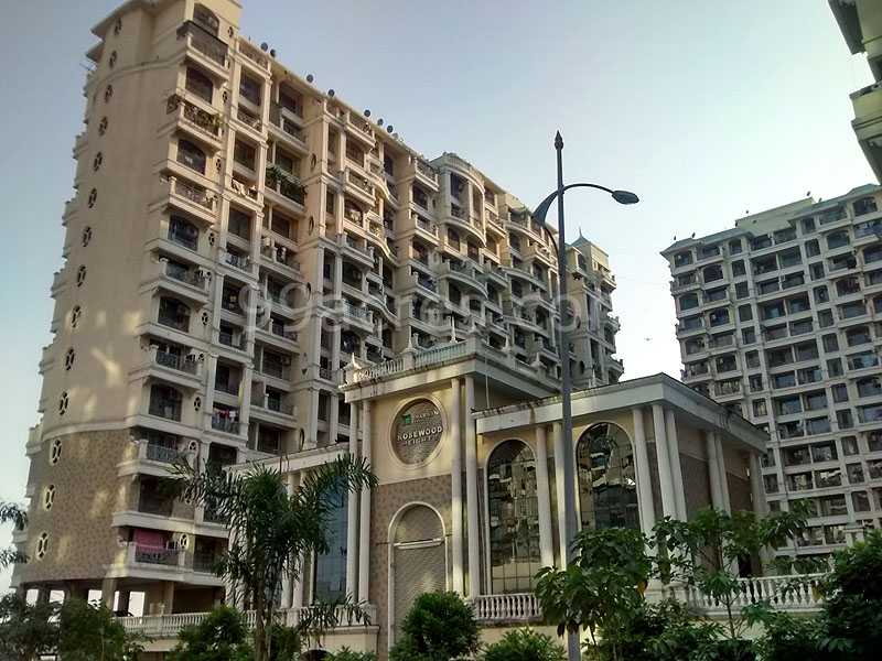 2 BHK + Extra Room Apartment For Rent in Tharwani Rosewood Heights