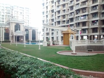 2 BHK Apartment – Garden View at Tharwani Rosewood Heights, Kharghar Sector 10 - for Rent
