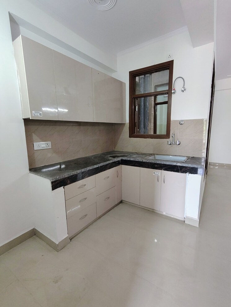 Kitchen, saket 1.5 Bedroom 450 Sq.Ft. Builder Floor In Saket Delhi 9429096