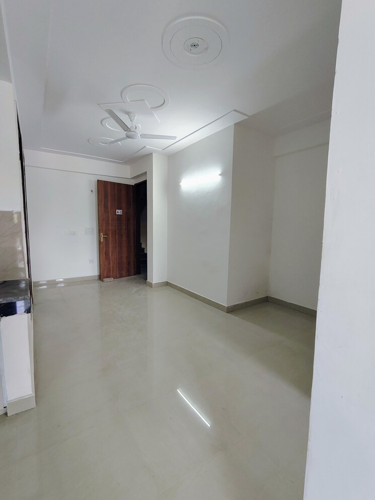 Room, saket 1.5 Bedroom 450 Sq.Ft. Builder Floor In Saket Delhi 9429096