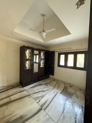 Room in 2 BHK Builder Floor at Greater Kailash ii – for Rent