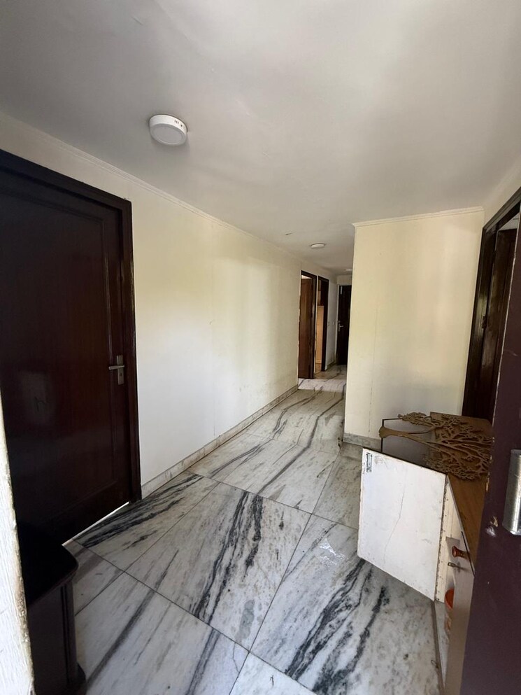 Bedroom, greater kailash ii 2 Bedroom 1200 Sq.Ft. Builder Floor In Greater Kailash ii Delhi 9429101