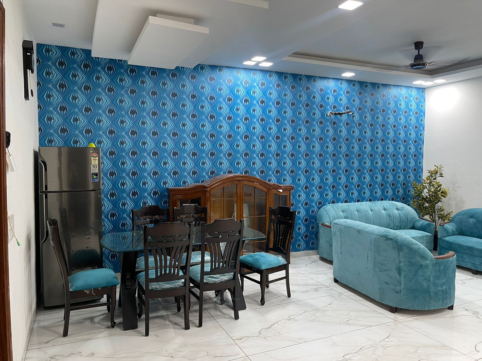 3 BHK + Pooja Room Apartment For Rent in Jamuna Enclave