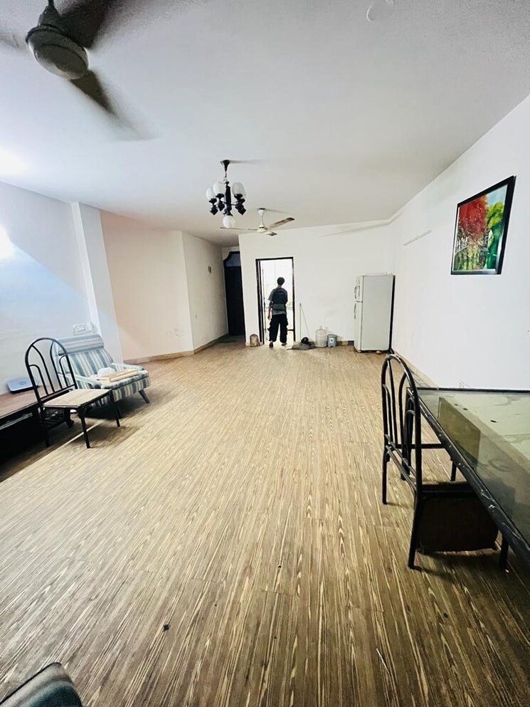 Bedroom, panchsheel park 3 Bedroom 2000 Sq.Ft. Builder Floor In Panchsheel Park Delhi 9429117