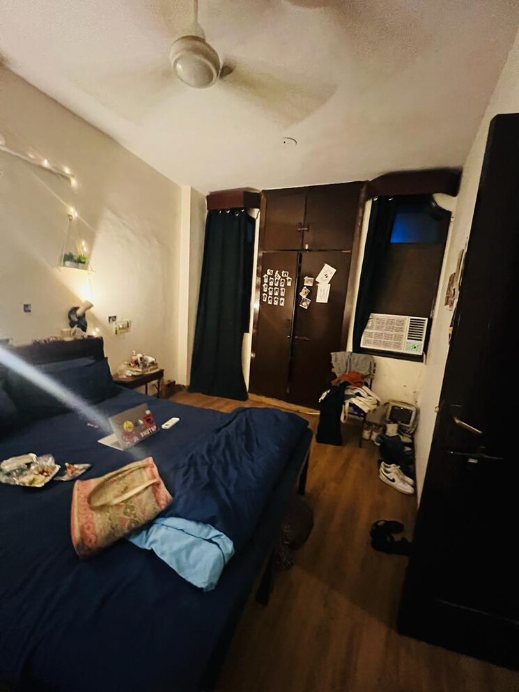 Living Room, panchsheel park 3 Bedroom 2000 Sq.Ft. Builder Floor In Panchsheel Park Delhi 9429117