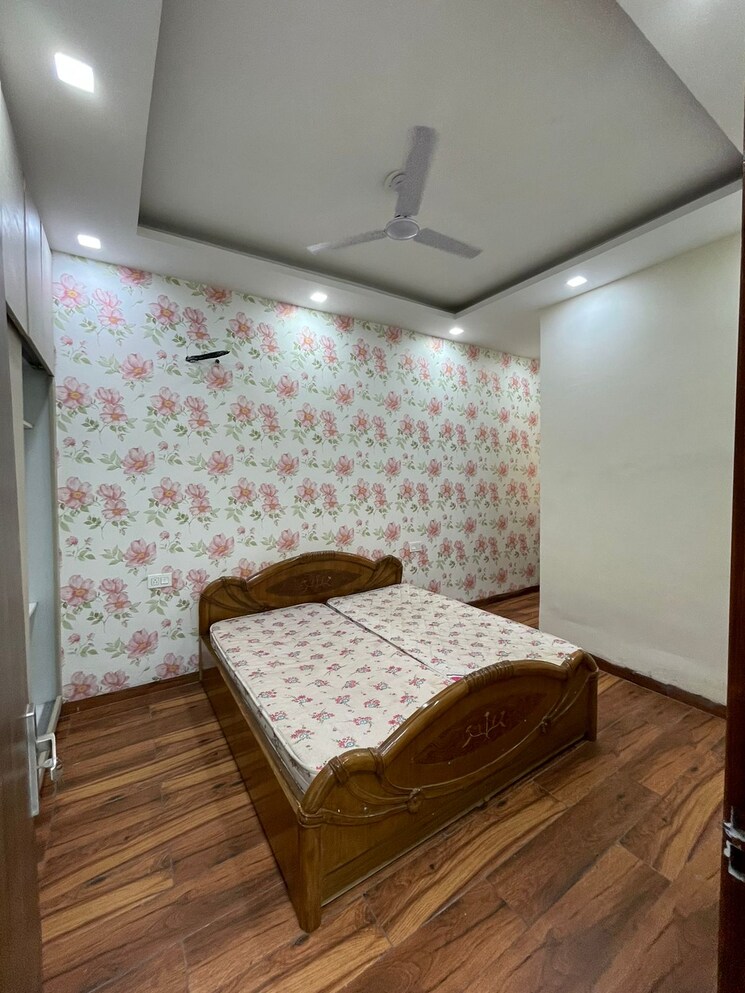 Bedroom, jamuna-enclave 3 Bedroom 1850 Sq.Ft. Apartment In Ambala Highway Zirakpur 9429122