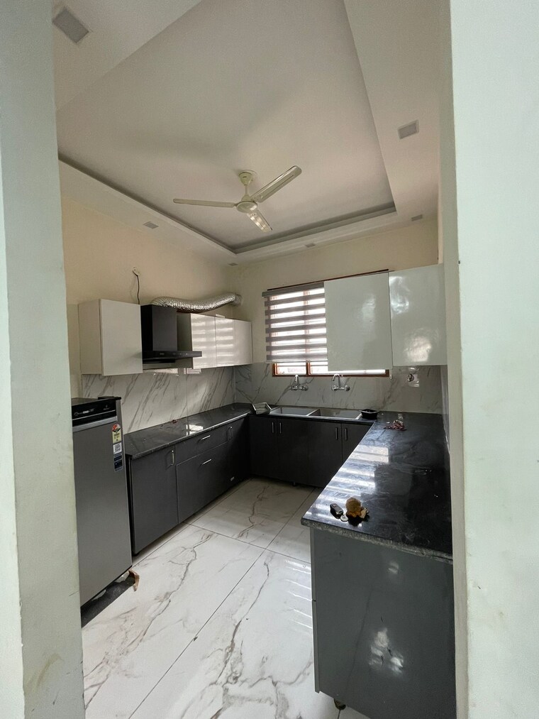 Kitchen, jamuna-enclave 3 Bedroom 1850 Sq.Ft. Apartment In Ambala Highway Zirakpur 9429122