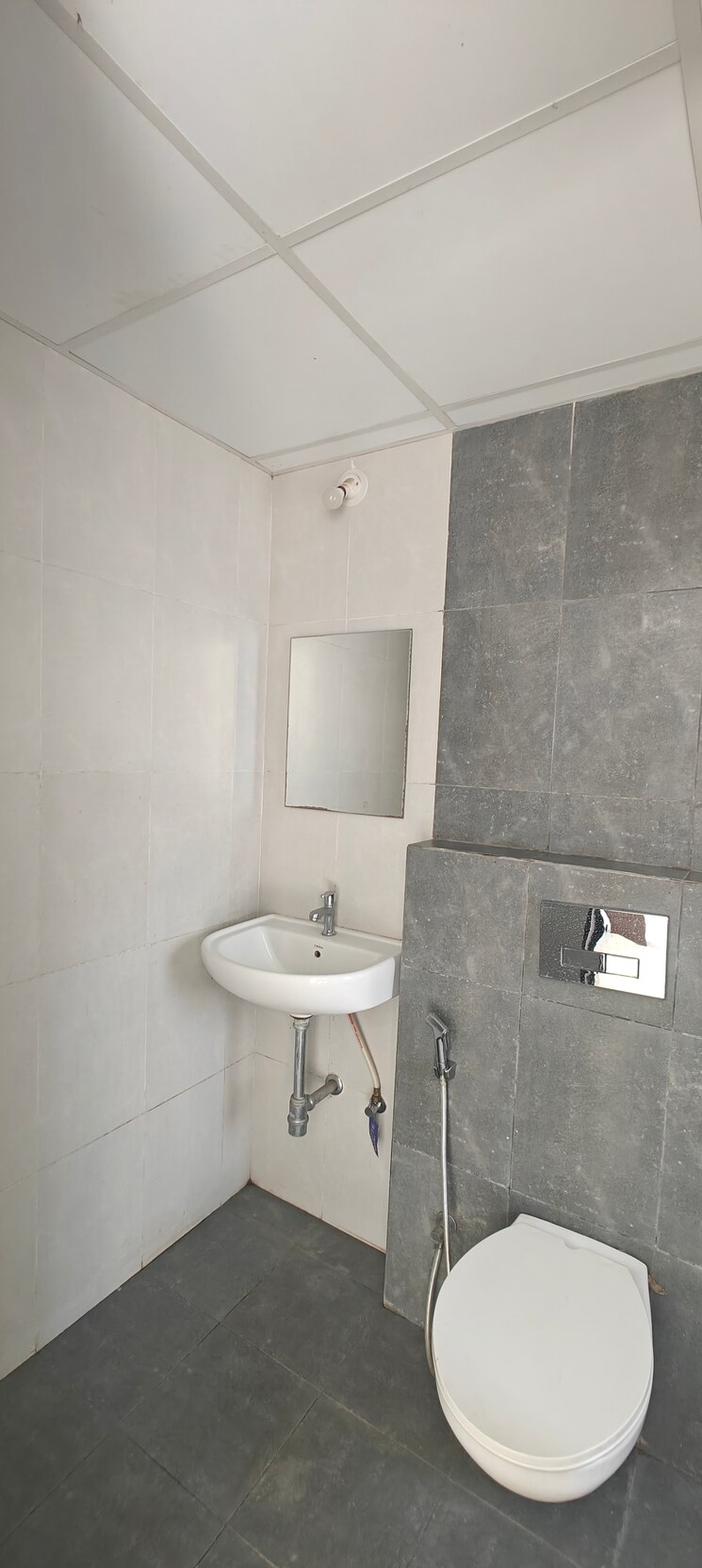 Bathroom, shapoorji-pallonji-joyville-hinjewadi-phase-2 2 Bedroom 700 Sq.Ft. Apartment In Hinjewadi Pune 9429172