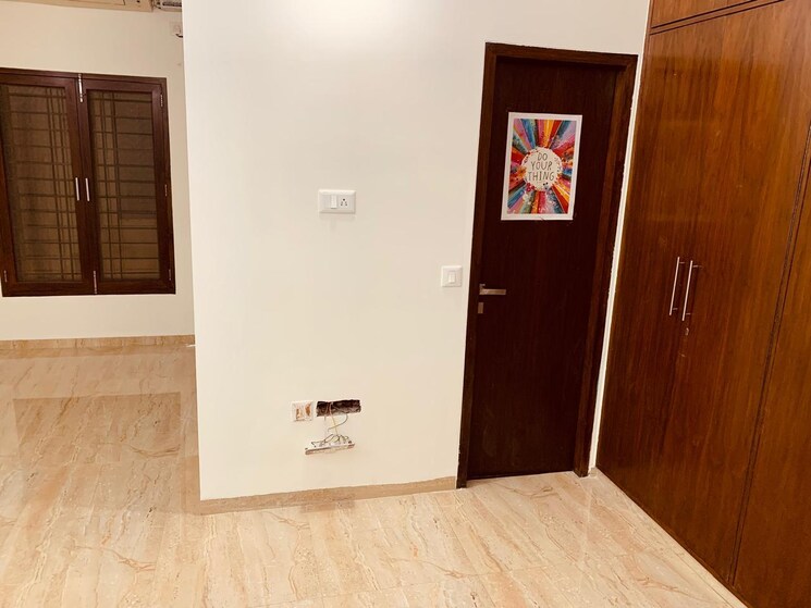 Room, alaknanda 3 Bedroom 1500 Sq.Ft. Builder Floor In Alaknanda Delhi 9429139