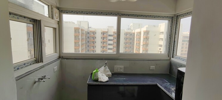 Kitchen, golf links 1 Bedroom 480 Sq.Ft. Apartment In Golf Links Delhi 9429141