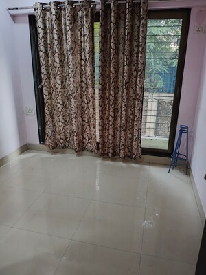 Room in 2 BHK Apartment at Midcity The Chakravarti Ashok CHSL, Andheri East – for Rent