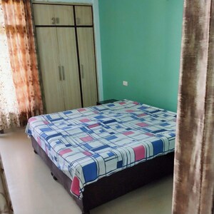 3 BHK Apartment For Rent in Vip Road