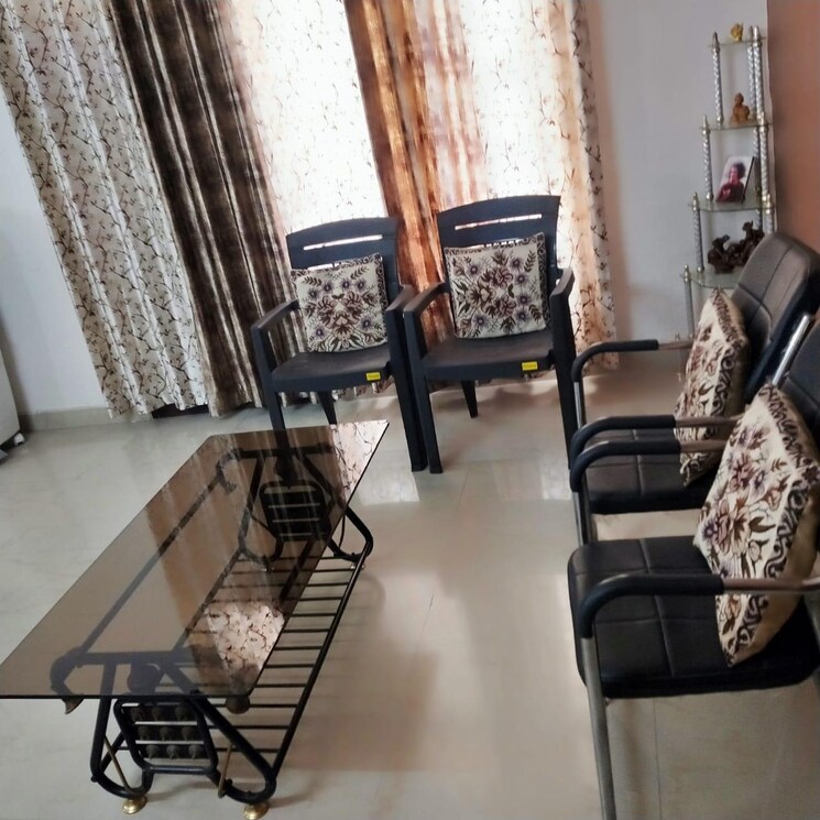 Living Room, vip road 3 Bedroom 1900 Sq.Ft. Apartment In Vip Road Zirakpur 9429154
