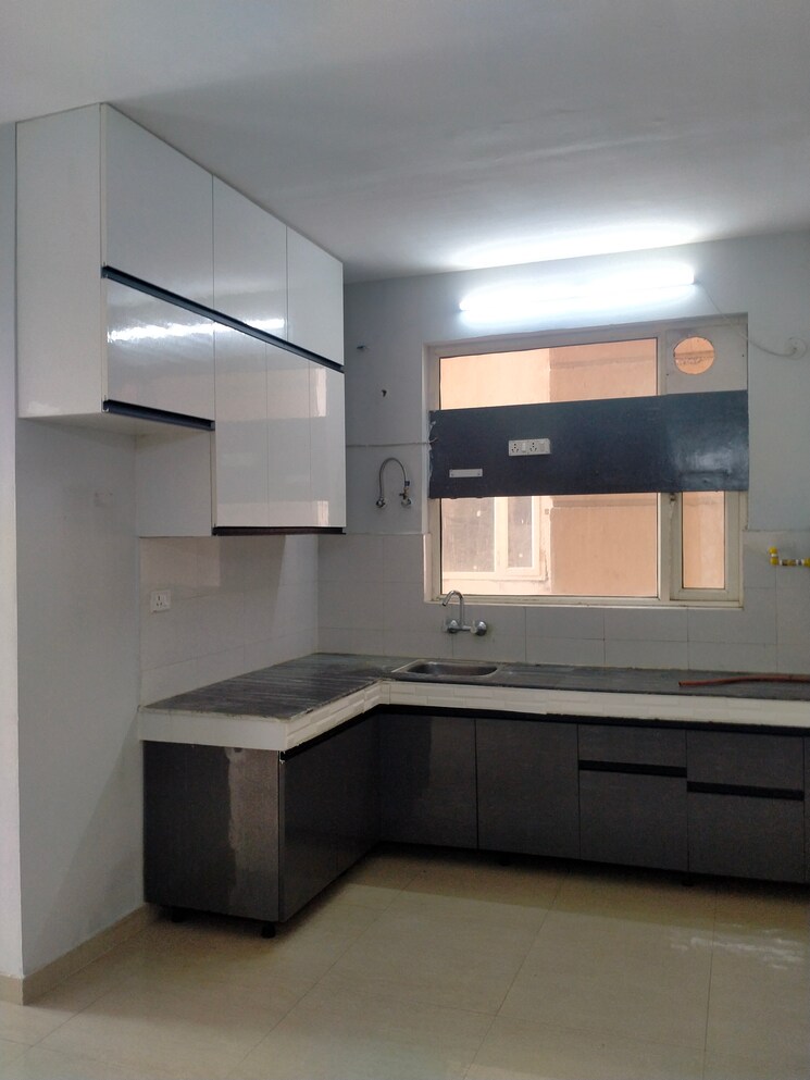 Kitchen, pyramid-altia 3 Bedroom 742 Sq.Ft. Apartment In Sector 70 Gurgaon 9429183