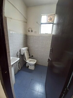 Bathroom in 2 BHK Apartment at Ninex RMG Residency, Sector 37c – for Rent