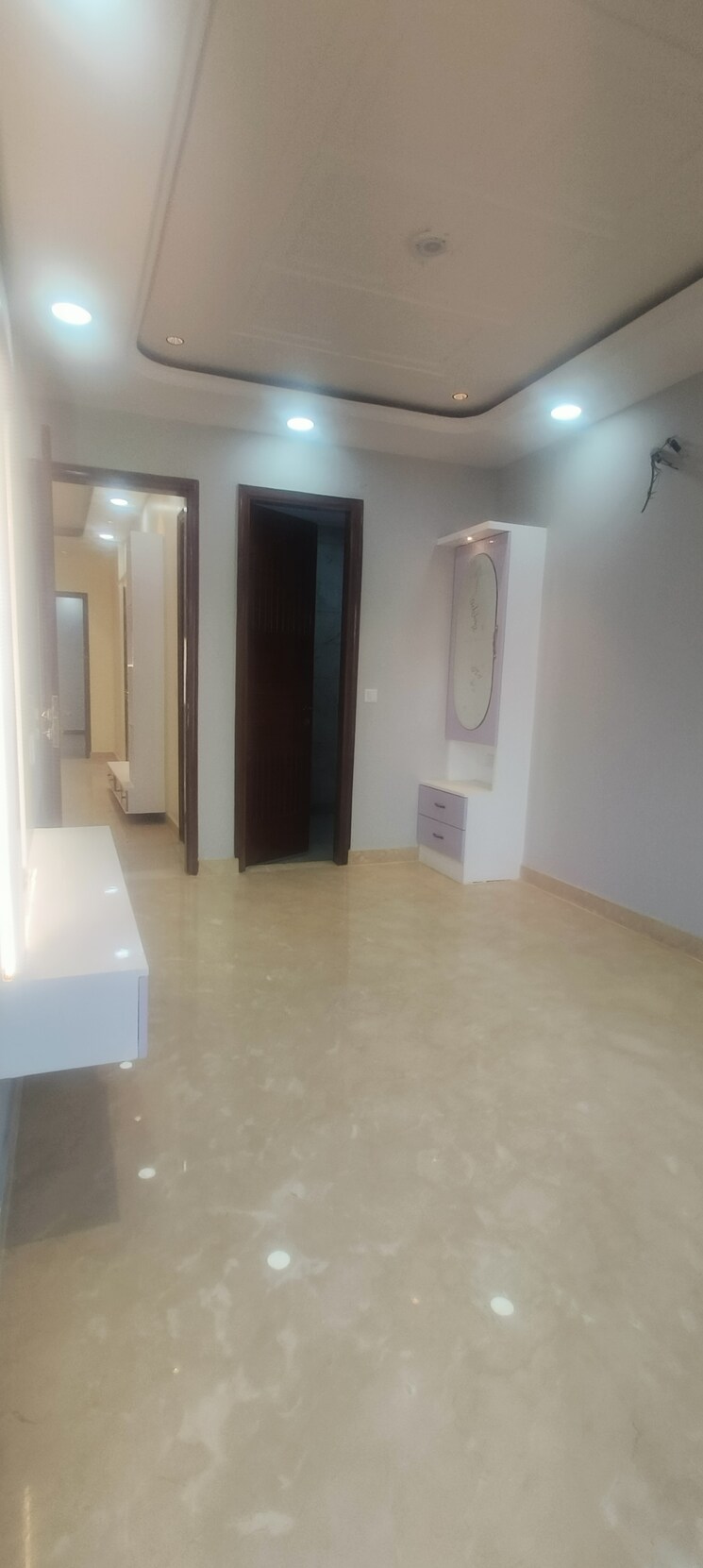 Room, rohini sector 24 3 Bedroom 90 Sq.Mt. Builder Floor In Rohini Sector 24 Delhi 9429174