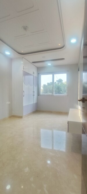 Room in 3 BHK Builder Floor at Rohini Sector 24 – for Sale