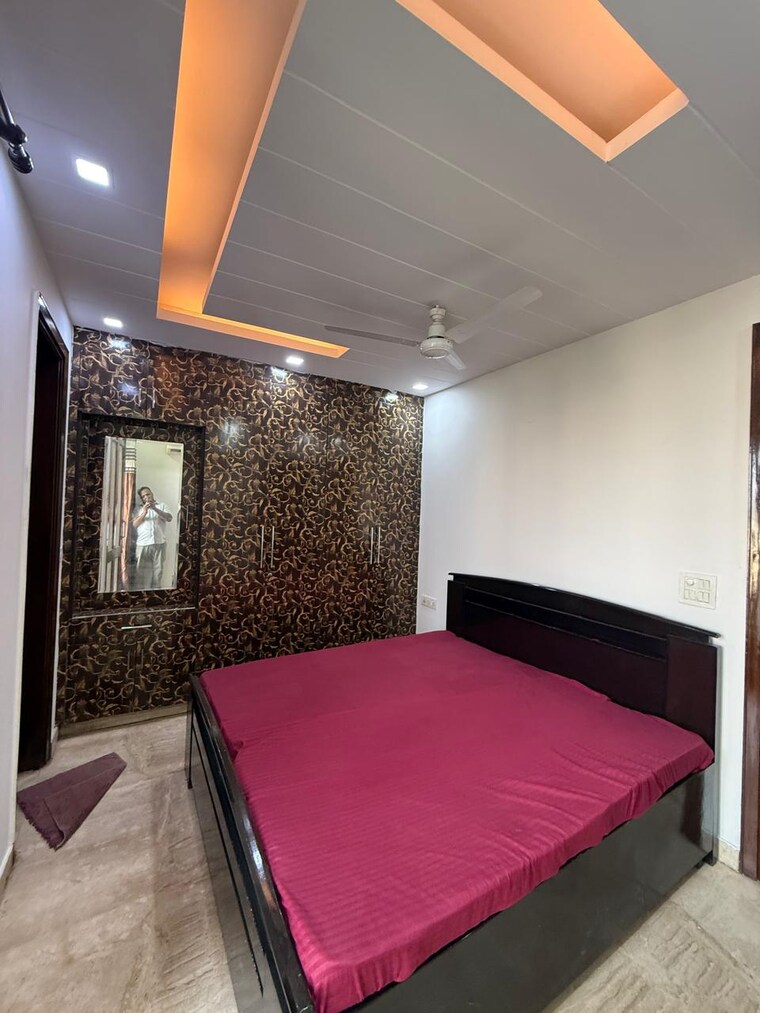 Bedroom, lajpat nagar i 2 Bedroom 900 Sq.Ft. Builder Floor In Lajpat Nagar I Delhi 9429159