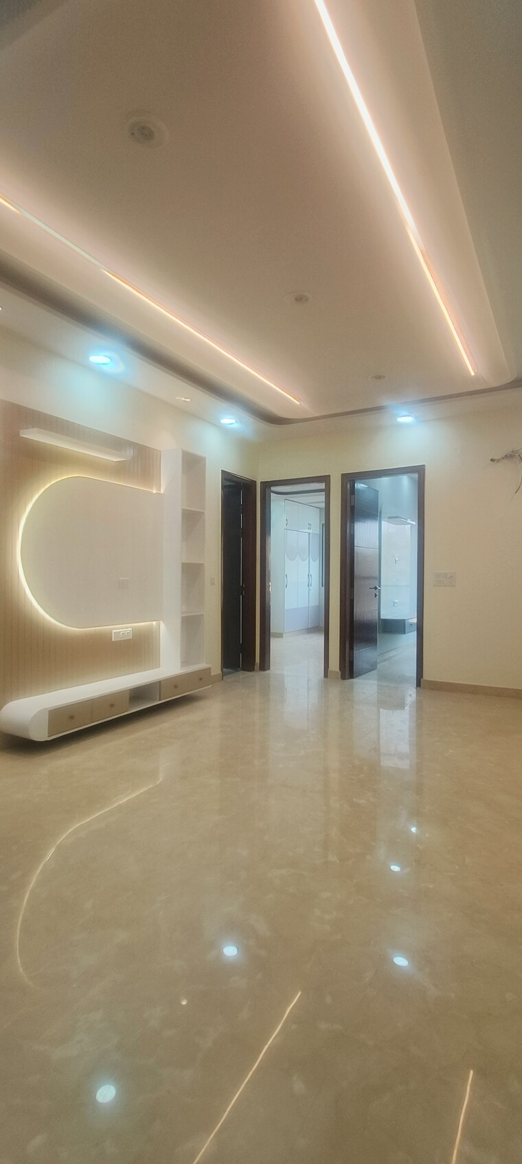 Room, rohini sector 24 3 Bedroom 90 Sq.Mt. Builder Floor In Rohini Sector 24 Delhi 9429174